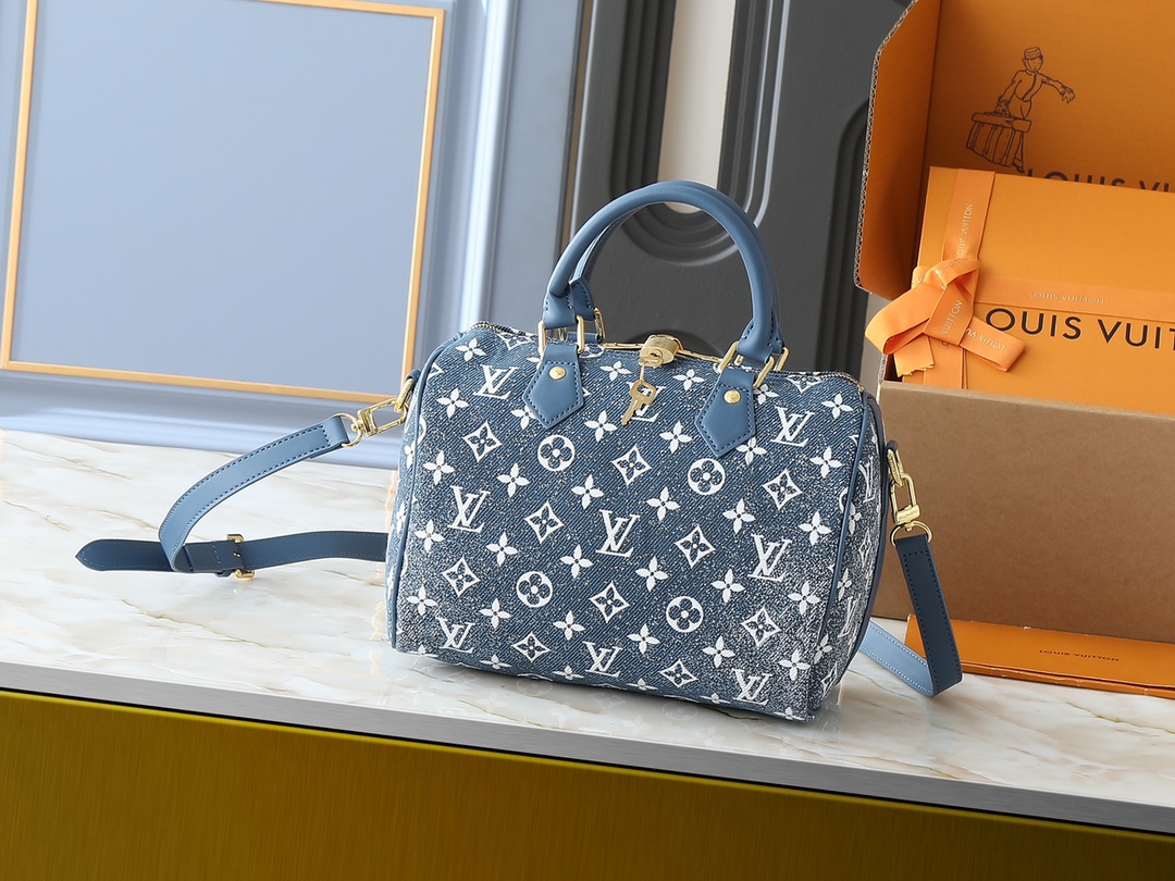 LV Classic Handbag Monogram Canvas Model M12935 Interior Pocket Everyday